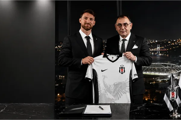 Beşiktaş Salih Özcan ile 4 yılık anlaşma imzaladı