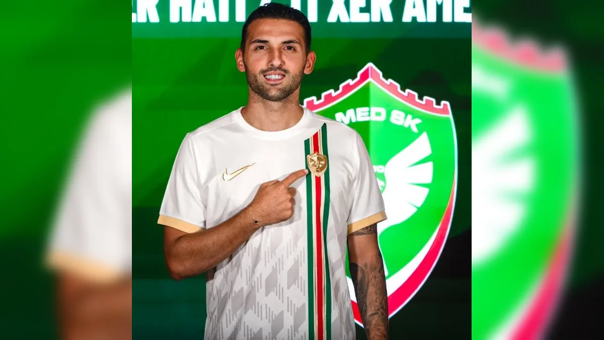 Umut Meraş Amedspor kadrosuna katıldı