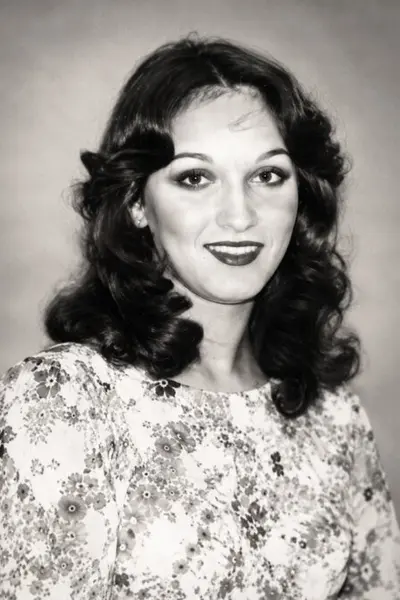 Doğugül Alyanak
