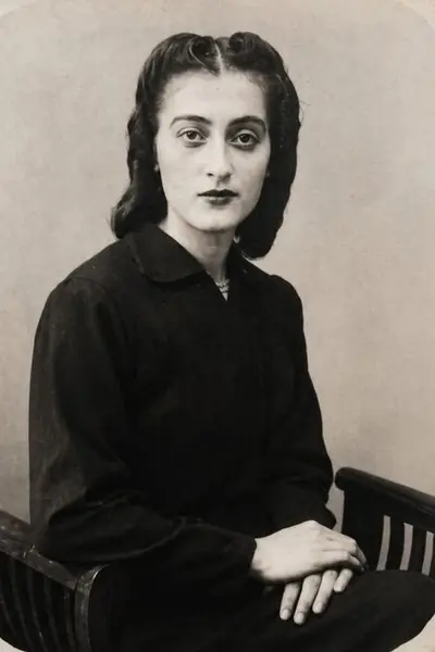 Nazan Şoray annesinin fotoğrafını 9 Mayıs 2026'da kendi instagram hesabından "Annem❤️😔" yorumuyla paylaştı